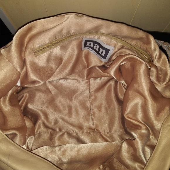 NAN large Leather Purse - Picture 4 of 4